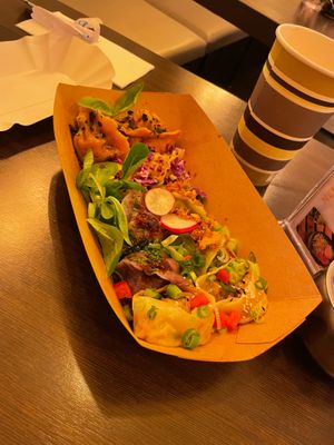  at Lin's Veggie Dumplin' in Vienna