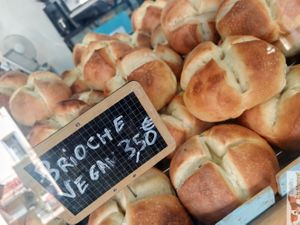 Vegan brioche at Daveloza in Montpellier