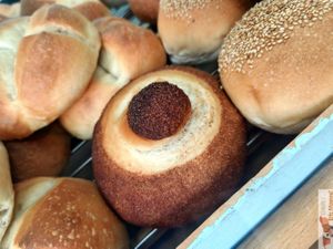 Vegan brioche with sugar at Daveloza in Montpellier