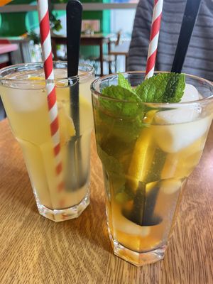 Homemade lemonade and iced tea  at Burgertrut in Rotterdam