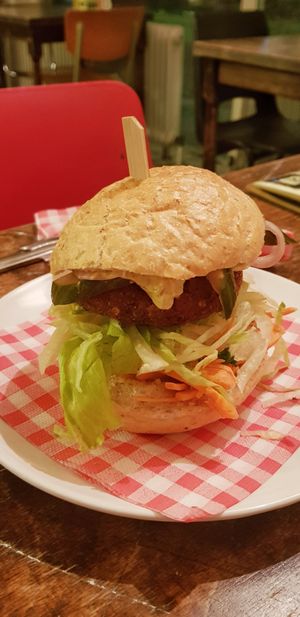 Vegan Dushi burger at Burgertrut in Rotterdam