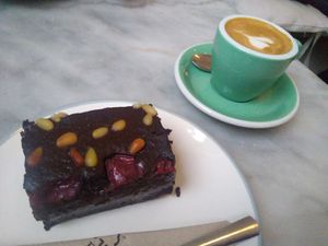 Vegan brownie at Fette Henne in Mainz