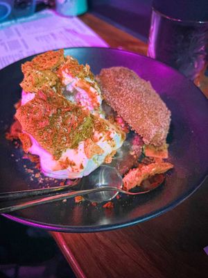 Cinnamon bun with vanilla ice cream and honeycomb  at Neon Ramen  in Everton Park