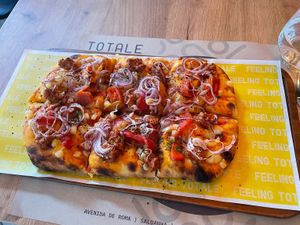 Pizza vegan  at Totale Pizzeria - Parque das Nações in Lisbon