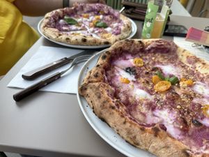 Pizza Viola  at Slap Pizza in Darmstadt