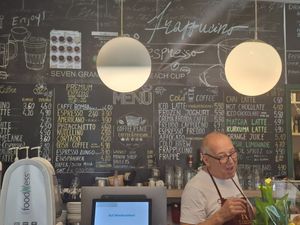  at Coffee & Friends in Vienna