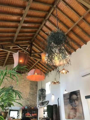 Room detail at Flores do Cabo in Colares