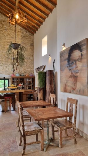  at Flores do Cabo in Colares