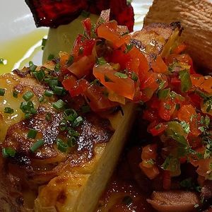 vegan tortilla at Flores do Cabo in Colares