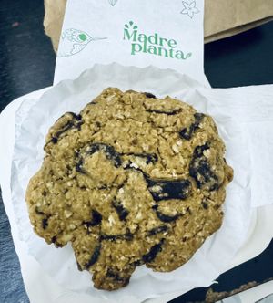 Cookie de avena  at Madre Planta Cafetería in Lima