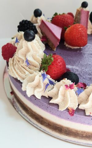 wholecake "Blueberry Lemon Cheesecake" - close-up at Vegan Cakes Sydney - Raw Passion in Wetherill Park
