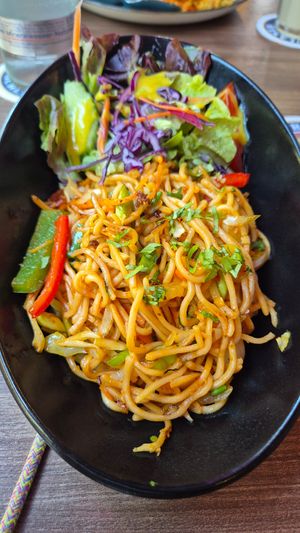 Vegetable noodles at Saroor in Munich