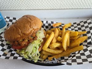 Falafel-Burger at Dooby's Vegan Streetfood in Bochum