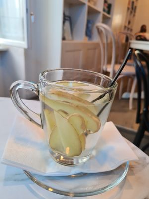 Ginger Tea at All My Shades of Blue  in Berlin