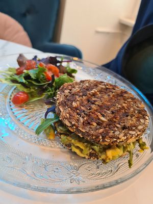 Avocado Bread at All My Shades of Blue  in Berlin