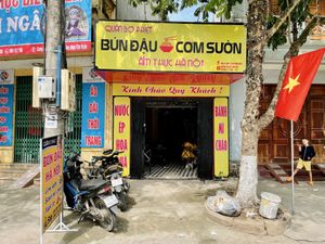 The restaurant from the road  at Bún Dảo Cơm Sườm - Maybe closed in Cao Bang