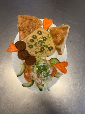 Humos Teller vegan wir waren auch da alles super schmeck gerne wieder viel veg& vegan essen da 
Lg
Imran aus Leipzig  at Prince Pakistanisch Indisches Restaurant in Prerow