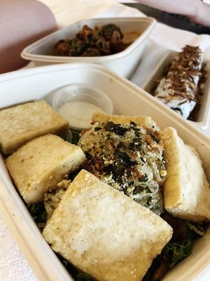 This was such a good surprise KO see a salad incredible, my new favourite dish at PLANTA Queen in Washington