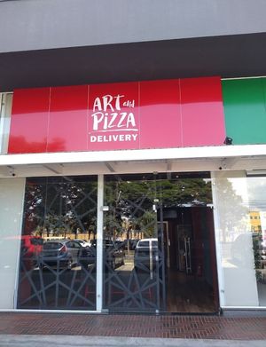Local at Art & Pizza in Londrina