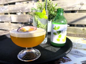 Mocktails: Virgin Mojito en Virgin Pornstar at Van Houten Strandbar in Breskens