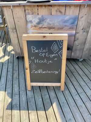  at Van Houten Strandbar in Breskens