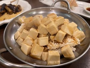 麻婆豆腐鍋巴  at Vegetarian Konan - 素食 江南 in Osaka