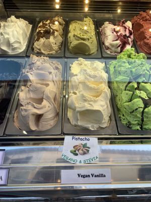 A few choices   at Sa Gelateria - Alcudia in Mallorca