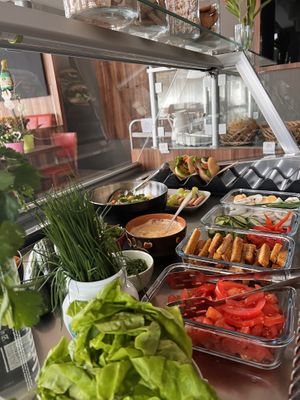 Es gibt auch frisch belegte Brötchen!😄 at Café Lottchen in Dahlen