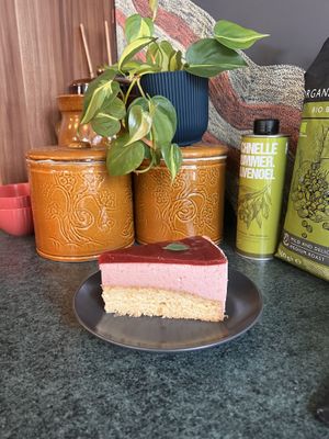 Erdbeertorte  at Café Lottchen in Dahlen