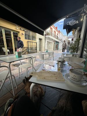 Outdoor seating   at O Melhor Croissant da Minha Rua in Fuengirola