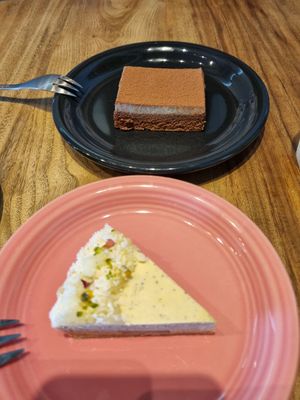 Dessert Tiramisu at Blue Point Falafel & Coffee in Yomitan