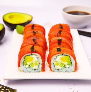 Vegan Philadelphia Sushi.
Vegan cream cheese, avocado, juicy cucumber and topped with vegan salmon at Dobro Top Vegan   in Dubai