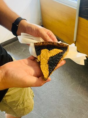 Philipp, with his fruity crostata at Vegan Food Tour Ortigia in Siracusa