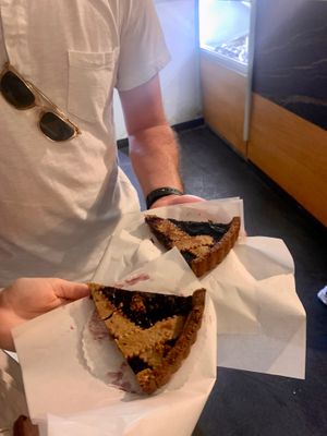 The delicious fruit crostata at Vegan Food Tour Ortigia in Siracusa