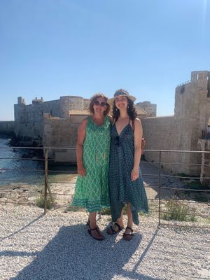 Lyn & Maddie at the Castle at Vegan Food Tour Ortigia in Siracusa