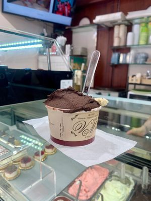 Dark Chocolate and pistachio almond gelato - April 2024 at Vegan Food Tour Ortigia in Siracusa