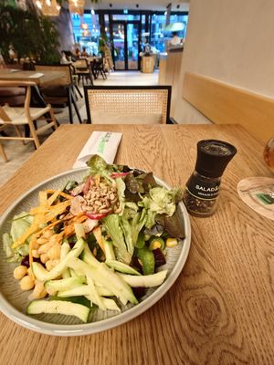 Good selection of the good stuff at Salad&Co in Lille