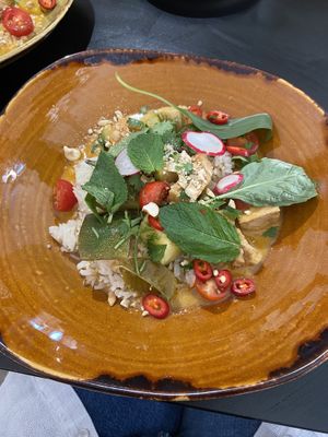 Panang curry with tofu and vegetables   at Ravintola Lohtu in Helsinki