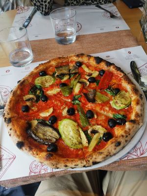 Vegan pizza with lots of veg at Pizzeria Gjysh Selimi in Tepelene