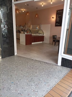  at Eis Schmidt - Ottenser Hauptstrasse in Hamburg