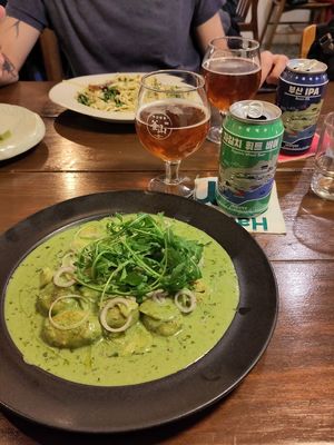 Gnocchi and wheat beer at Obuthan in Busan