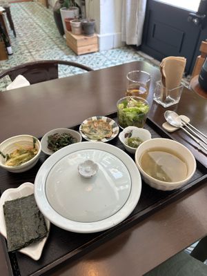 Special seasonal lunch menu  at Obuthan in Busan