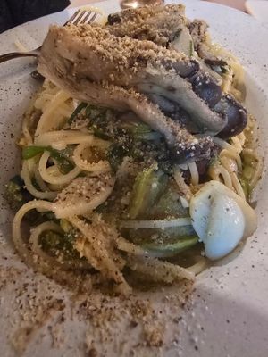 Macaroni with seasonal vegetables at Obuthan in Busan