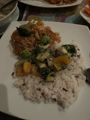 Full plate 🍽️   at Thai Onzon in Cochrane