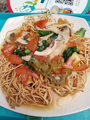 Crispy noodles $8.80 at Su Xiang - 素香 in Central Singapore