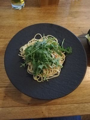 V-Aglio Olio e Peperoncino at Pizza Marko in Hainburg