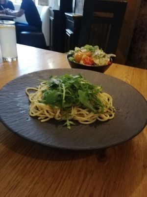 V-Aglio Olio e Peperoncino at Pizza Marko in Hainburg