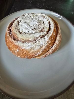 vegan cinamon roll at GK Bakarí in Selfoss