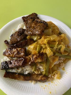 £1.50 worth of food!   at Vegetarian 齋 - Albert Centre in Central Singapore