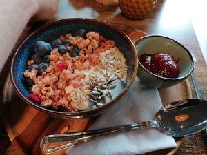 Coconut yoghurt bowl at Verbeek Biologische Bakkerij & Lunchroom in Haren